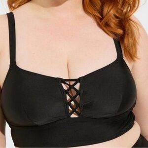 Wireless Strappy Lace Up Bikini Top size 3 in black